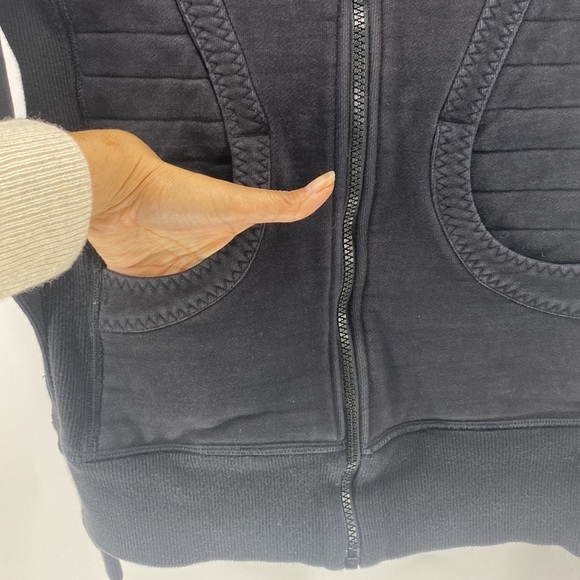 Lululemon Scuba black Jacket Sweater Yoga Zipper - Picture 8 of 10